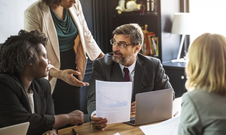 Favoriser la communication et la cohésion : pourquoi engager un manager de transition ?